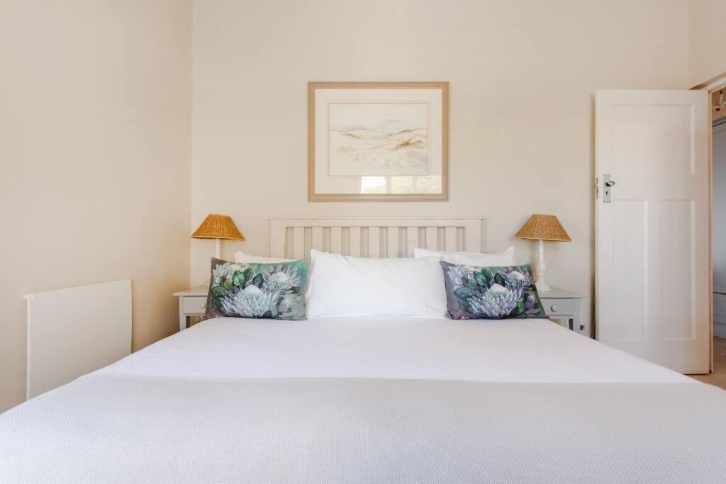 The Grosvenor Guest House & Self Catering Simonʼs Town Exteriör bild