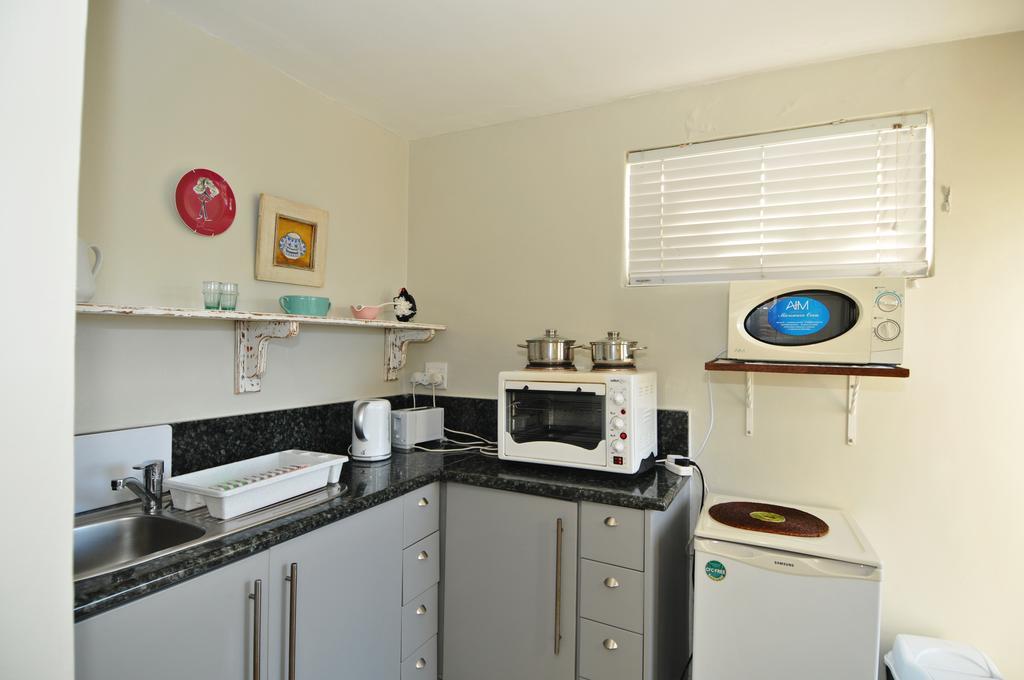The Grosvenor Guest House & Self Catering Simonʼs Town Exteriör bild